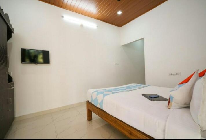 Munnar Minds Homestay Buitenkant foto