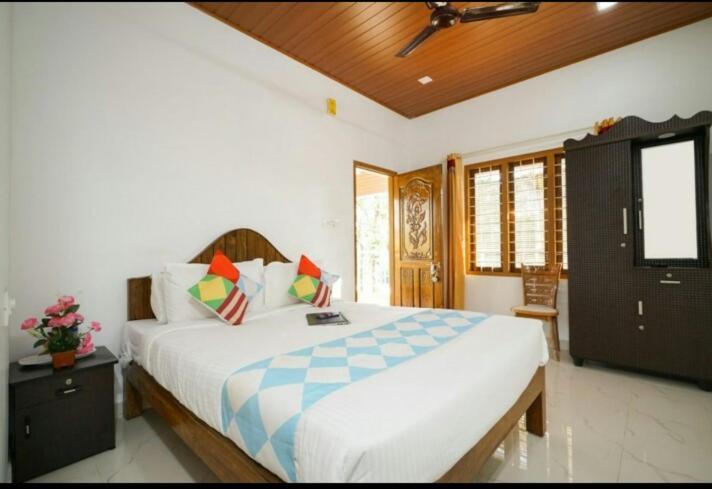 Munnar Minds Homestay Buitenkant foto
